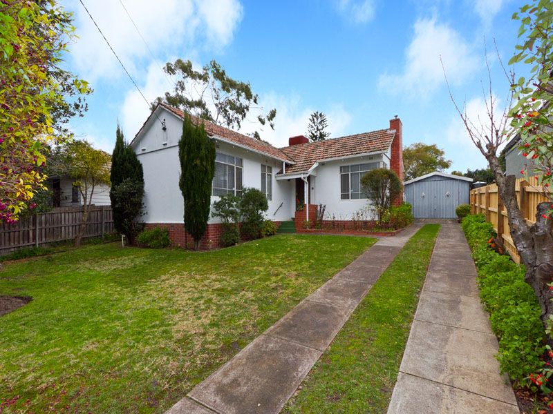 9 Summit Avenue, HAMPTON EAST VIC 3188