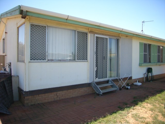 33 Church Street, DONGARA, WA 6525