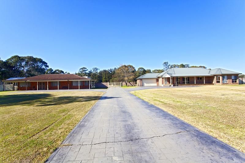 104 Kelvin Park Drive, BRINGELLY NSW 2556
