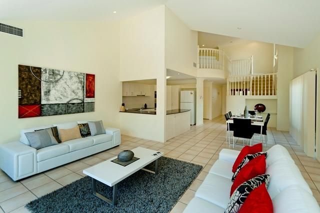 38 Caseys Road, HOPE ISLAND QLD 4212