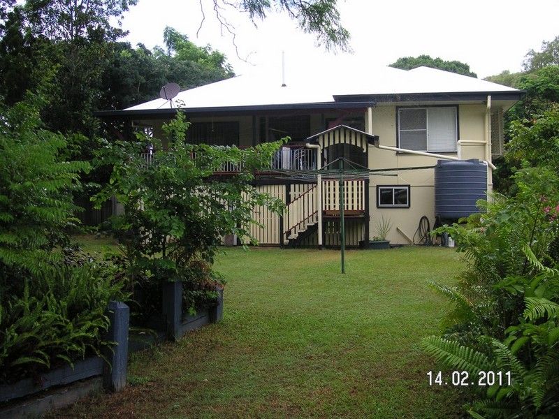 860 Beachmere Road, BEACHMERE QLD 4510