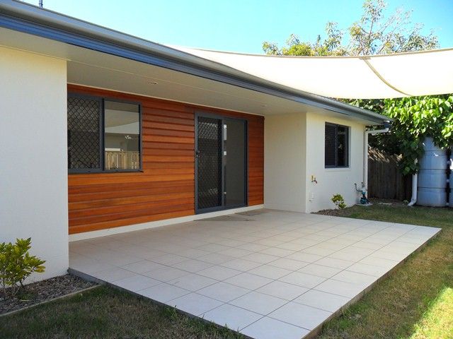 1/10 Coolum Court, BLACKS BEACH QLD 4740