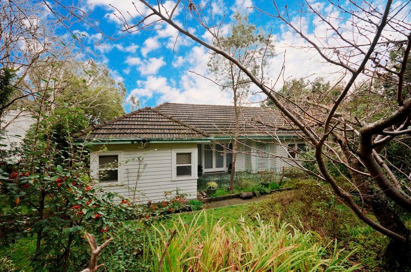 8 PANORAMA Avenue, RINGWOOD NORTH VIC 3134