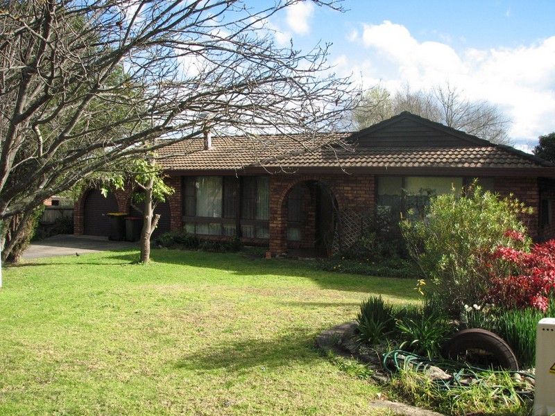 7 Middleton Place, PICTON NSW 2571