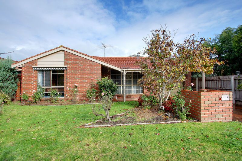 33 Hakea Drive, MOUNT MARTHA VIC 3934