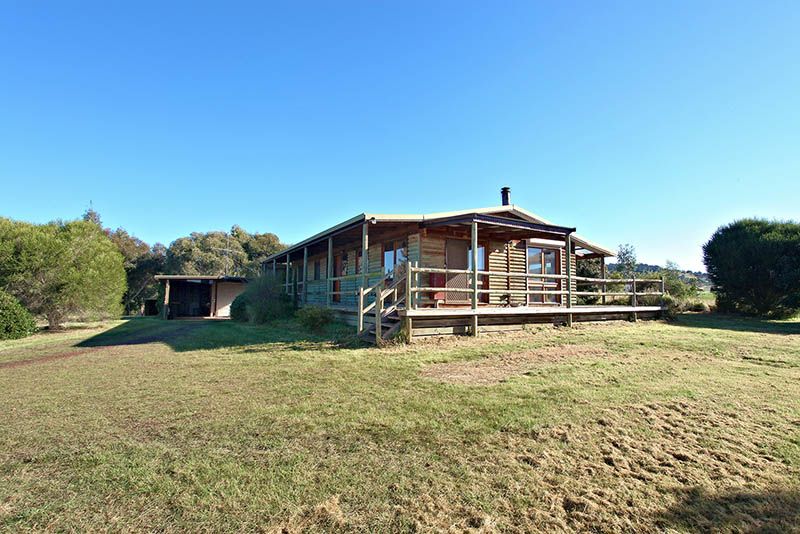 70 Twenty Second Avenue, EDEN PARK VIC 3757