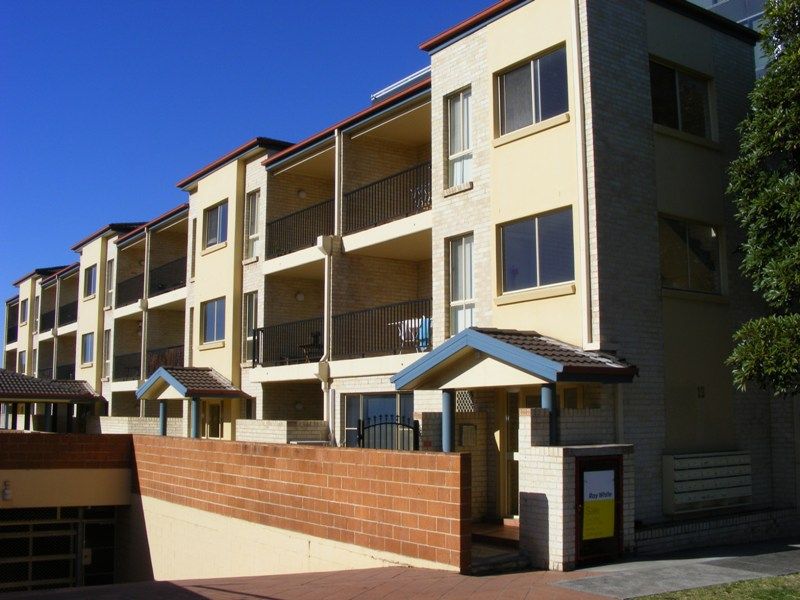 19  Atchison Street, WOLLONGONG NSW 2500