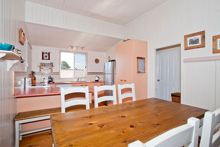 195  Taylor Street, WILSONTON, QLD 4350