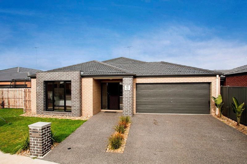 11 Moorhen Drive, LARA, VIC 3212
