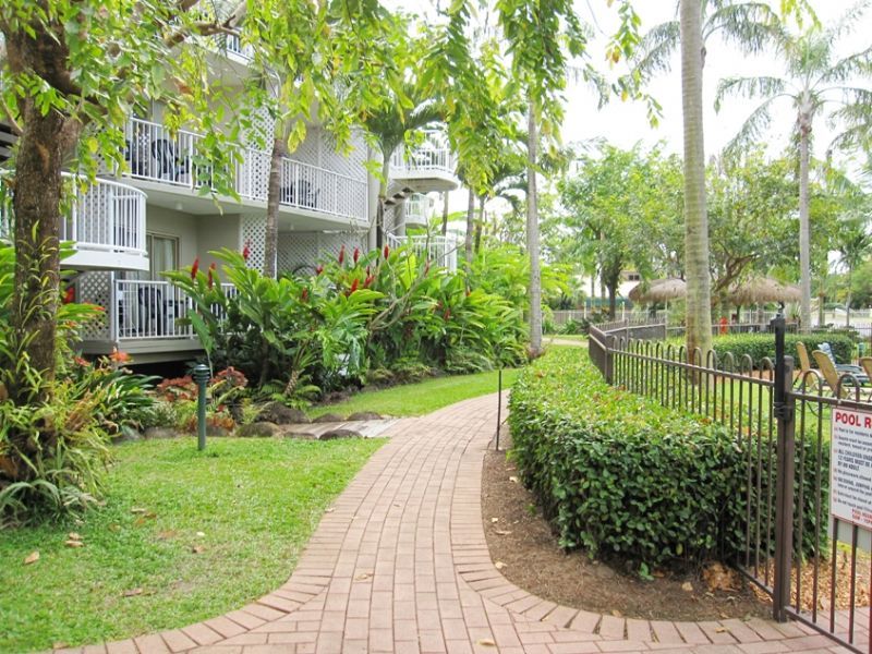 Holloways Beach, QLD 4878