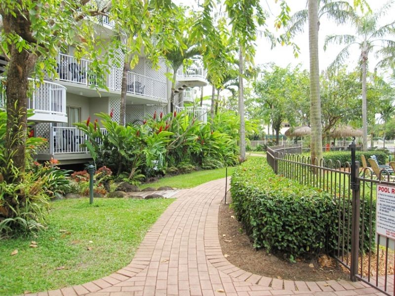 Holloways Beach, QLD 4878