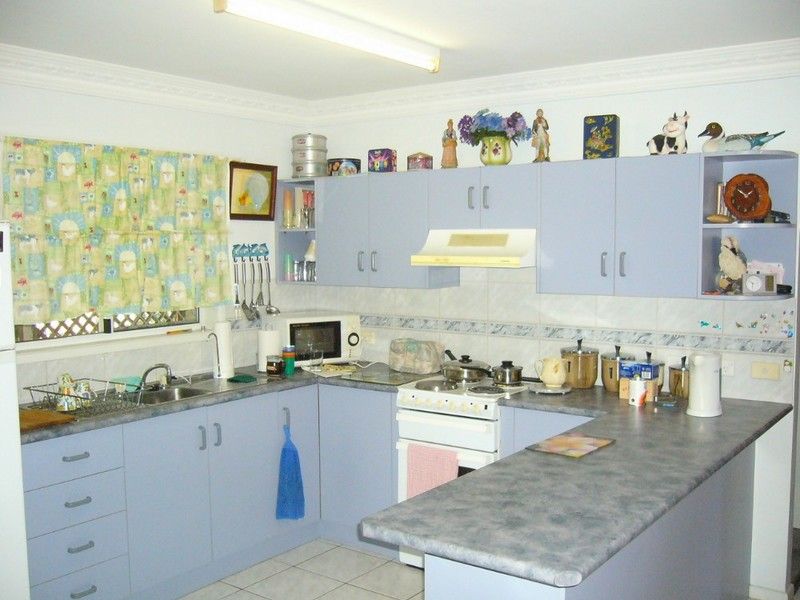 6 Deakin Close, GRACEMERE, QLD 4702