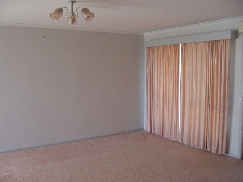 39 Meander Avenue, RENMARK, SA 5341
