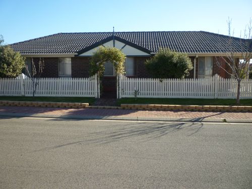 48 Lynton Terrace, SEAFORD SA 5169