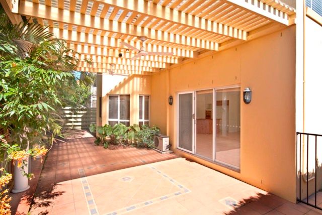 17 Kitchener Road, ASCOT, QLD 4007