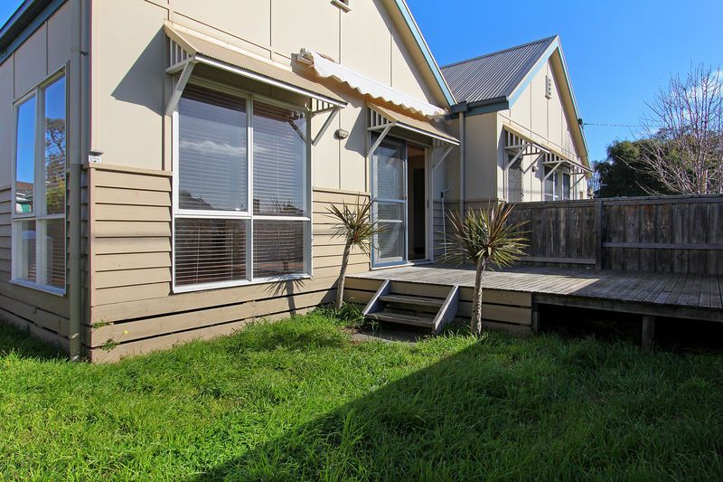 1a Moorfield Avenue, ROSEBUD, VIC 3939