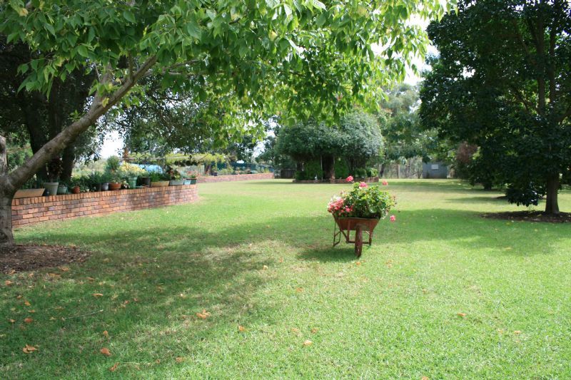 4 Tullochard East Road, INVERELL, NSW 2360