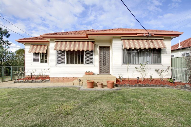 TORONTO, NSW 2283