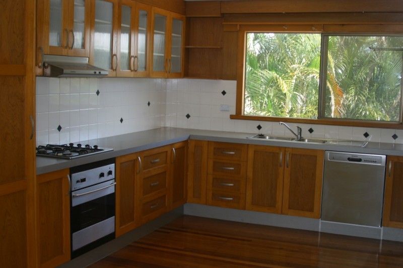 102 Rode Road, WAVELL HEIGHTS, QLD 4012