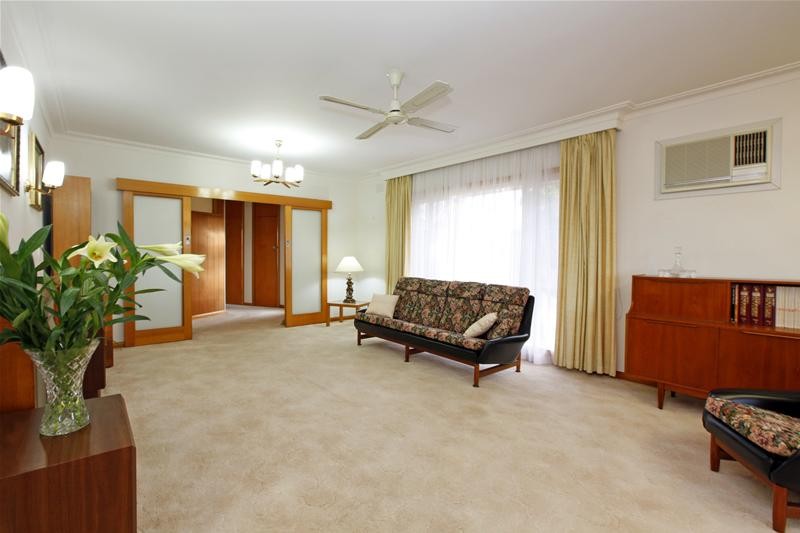58 Sainsbury Avenue, GREENSBOROUGH, VIC 3088