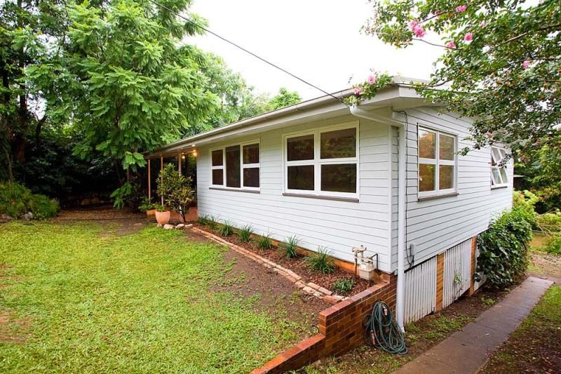 2 Teale Street, ASHGROVE, QLD 4060