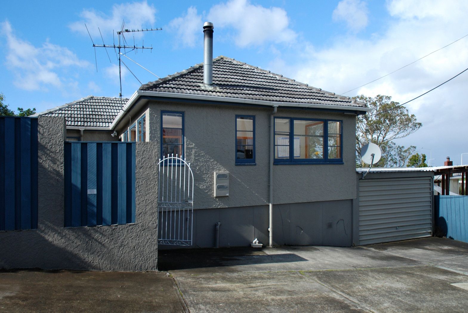 30A Lyttleton Avenue, FORREST HILL, North Shore City