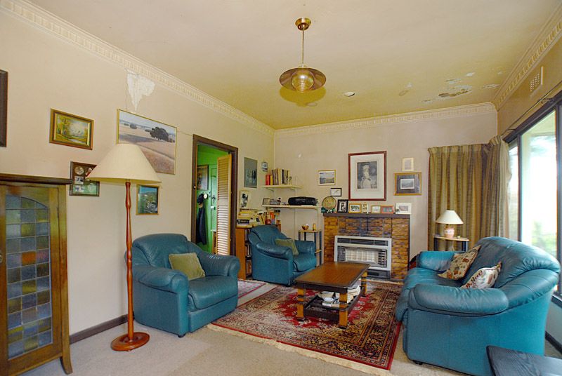 38 the Avenue, FERNTREE GULLY, VIC 3156