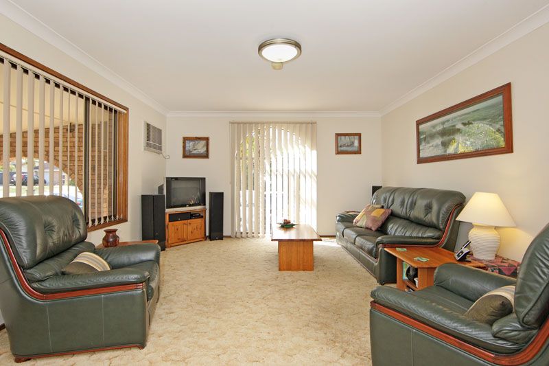 118 Emu Drive, SAN REMO, NSW 2262