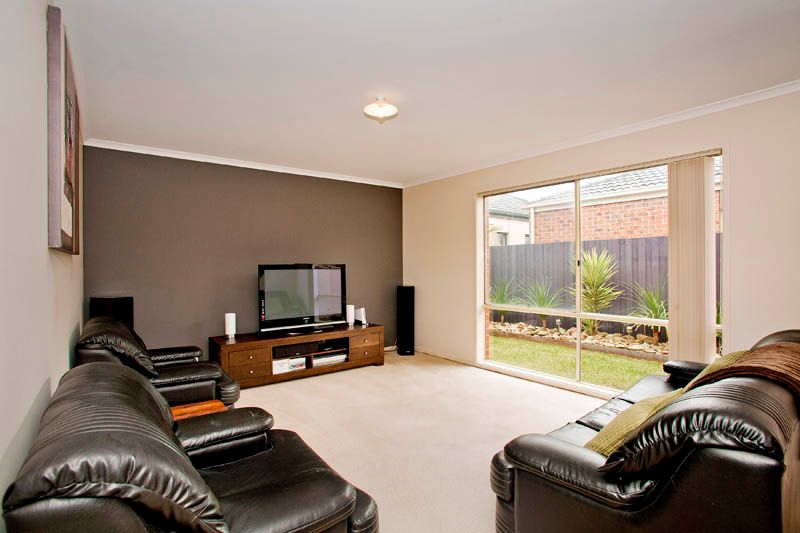 1 Nilaur Place, LARA, VIC 3212