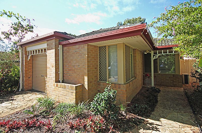 4 Salubris Street, Carramar, WA, 6031