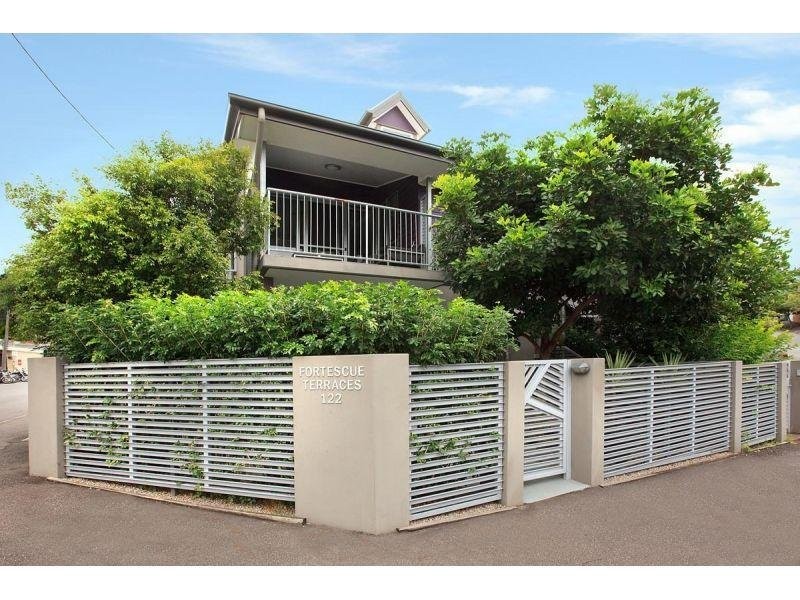 2/122 Fortescue Street, SPRING HILL, QLD 4000