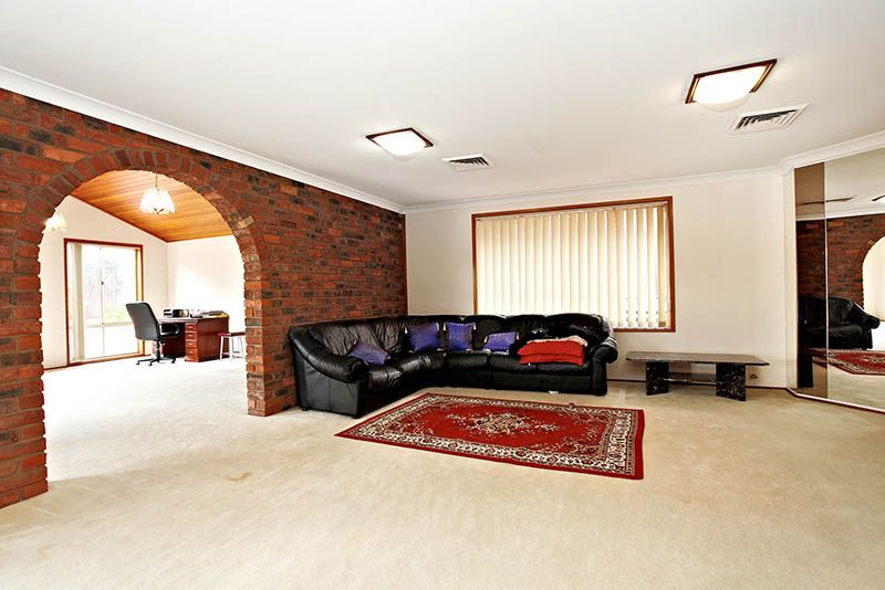 68 Amphitheatre Circuit, BAULKHAM HILLS, NSW 2153