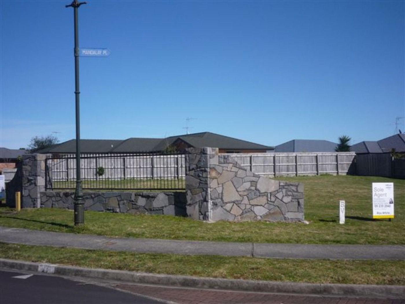 1 Mandalay Place, WAIUKU, Franklin