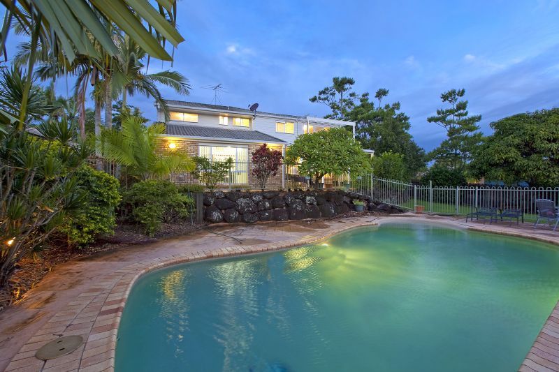 6 Lexia Court, THORNLANDS QLD 4164