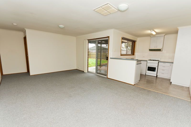 24 Greenfields Drive, ANDREWS FARM, SA 5114