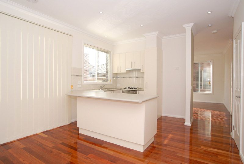 2/1399 High Street Road, WANTIRNA SOUTH, VIC 3152