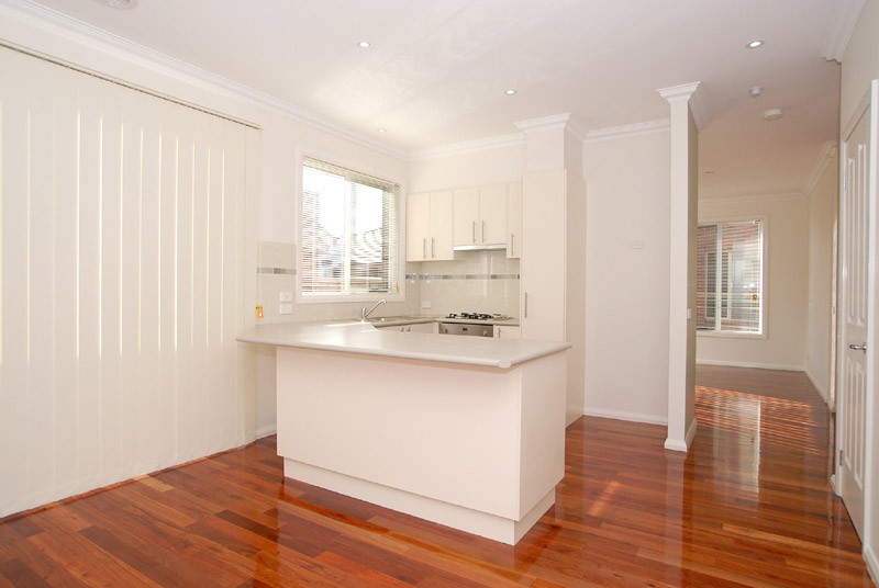 2/1399 High Street Road, WANTIRNA SOUTH, VIC 3152