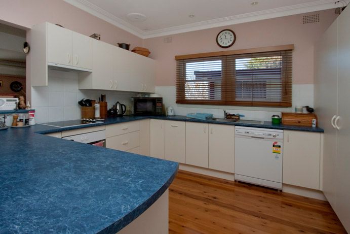 BOMADERRY, NSW 2541
