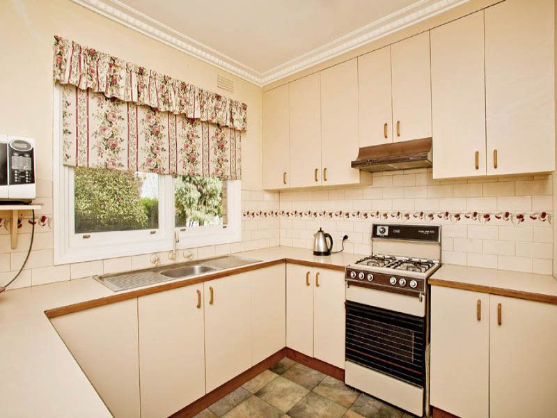 3 Torquay Road, BELMONT, VIC 3216