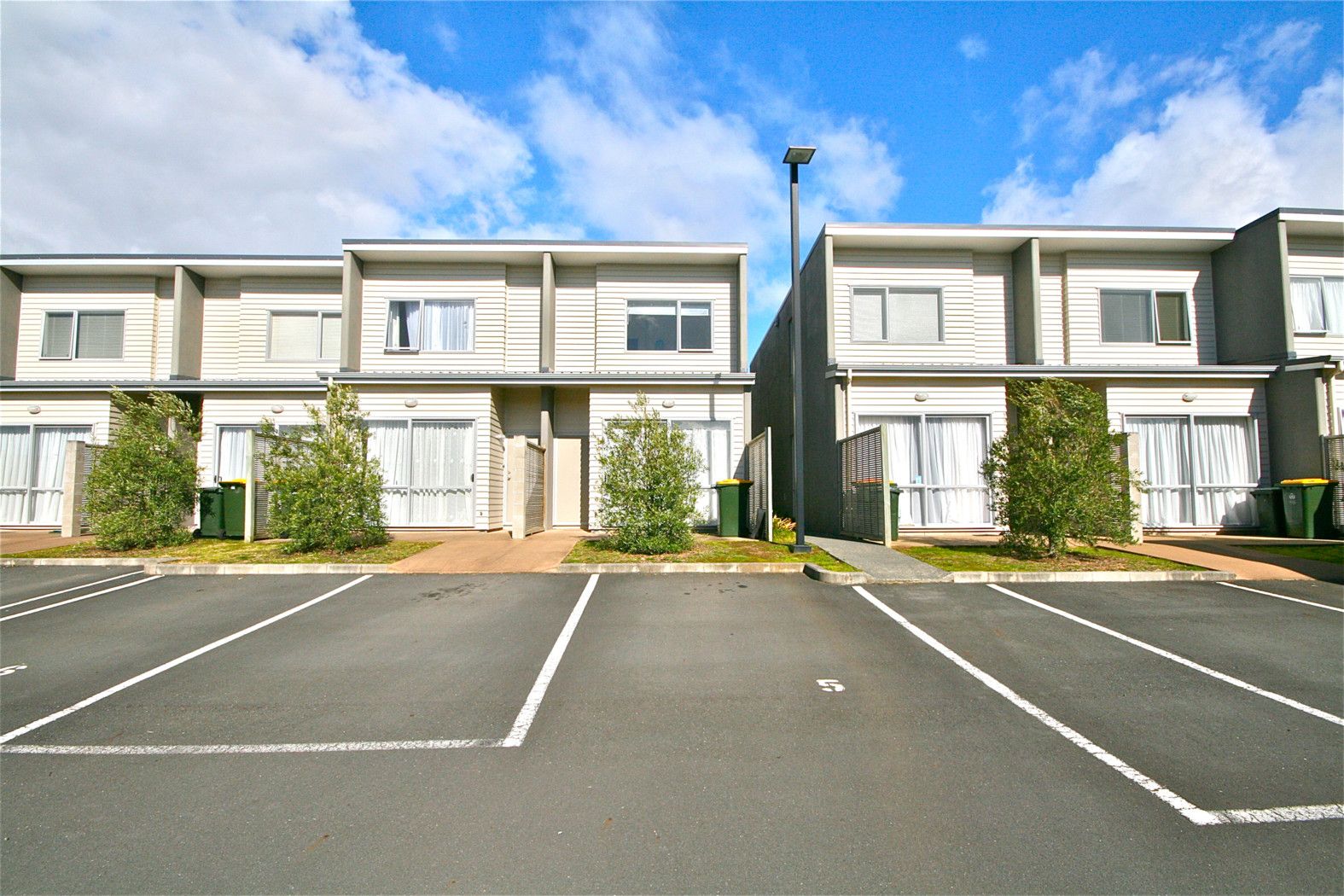 5/7 Kelvin Hart Drive, Dannemora, Manukau City