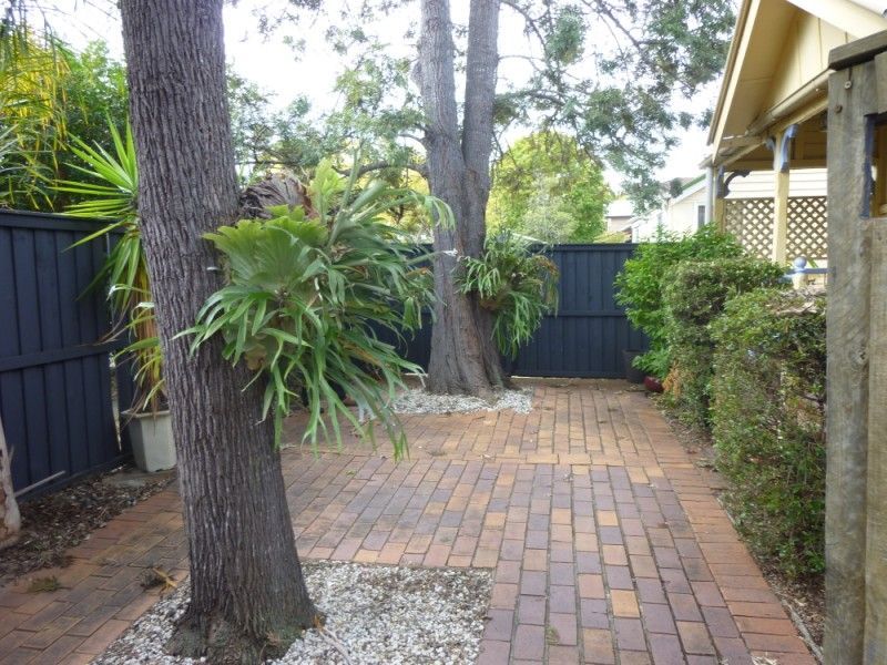 27 Robinson Road, NUNDAH, QLD 4012