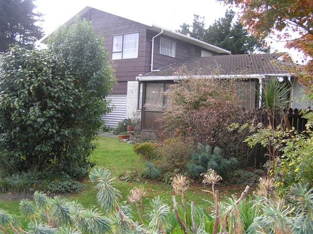9 B Florance Place, PARKLANDS, Christchurch City