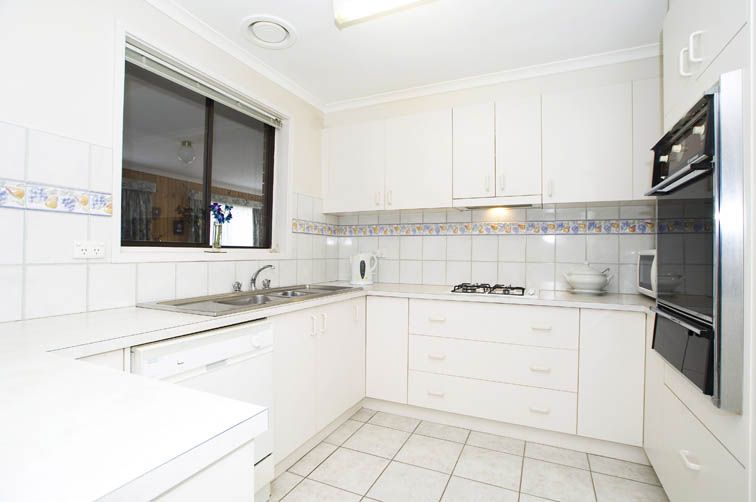 18 Birkenhead Avenue, WANTIRNA, VIC 3152