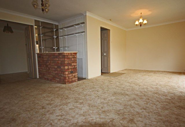 28 Sapphire Place, EAGLE VALE, NSW 2558