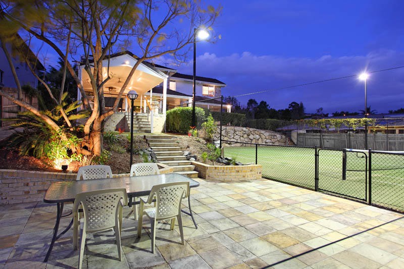 64 Saturn Crescent, BRIDGEMAN DOWNS, QLD 4035