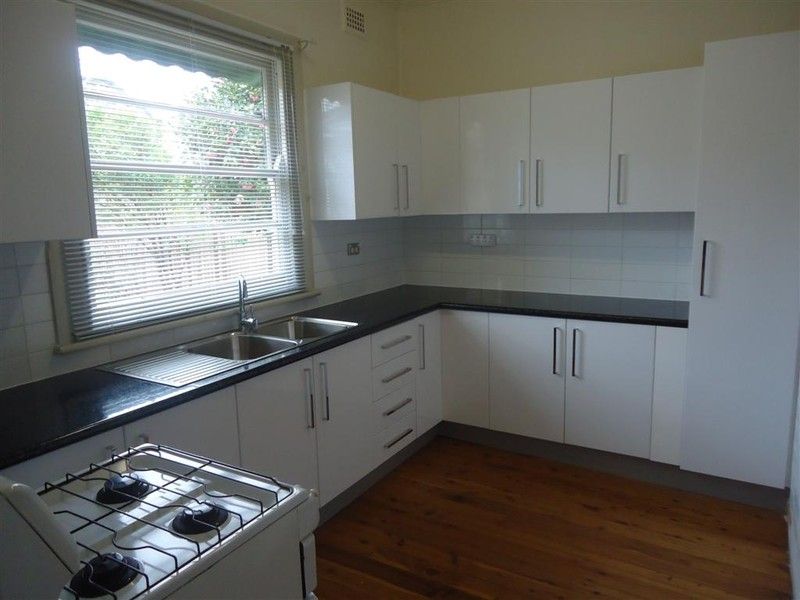 123 Crescent Road, WARATAH, NSW 2298