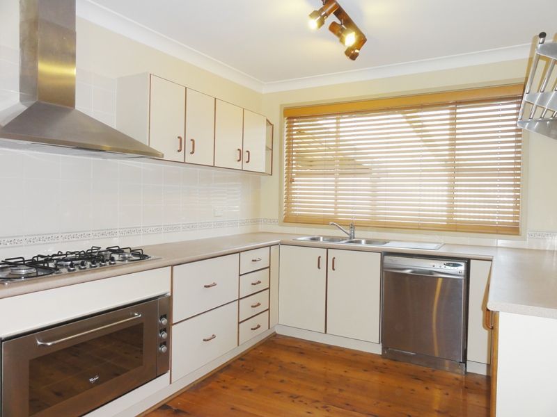 47 Brigadoon Circuit, OAK FLATS, NSW 2529