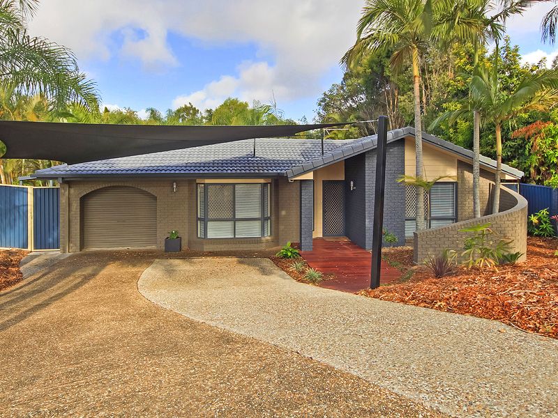 19 Rosedale Place, HELENSVALE QLD 4212