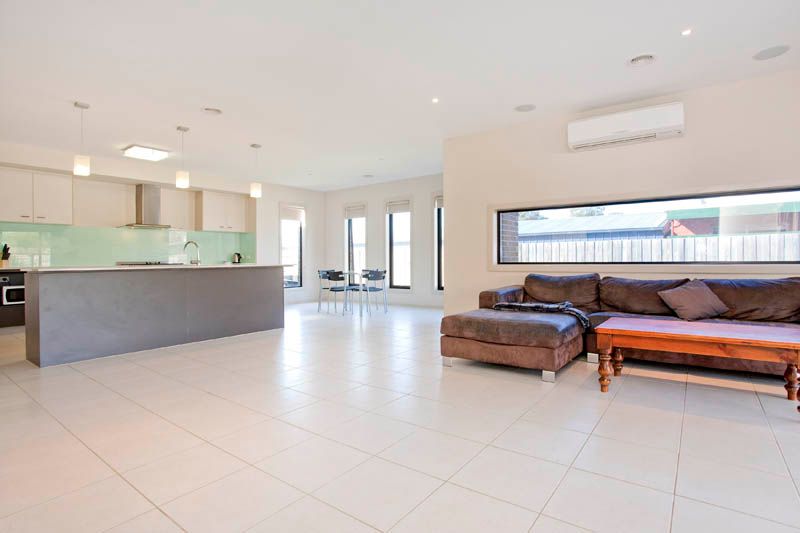 14 Hailar Lane, LARA, VIC 3212