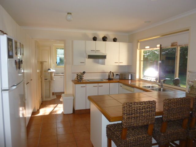 5 Greenway Place, MOUNTAIN CREEK, QLD 4557
